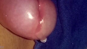 glande baboso thinking about you while stroking