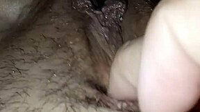 Gretala - Sempre Più Sensuale e Oleosa con Big Pussy Lips!