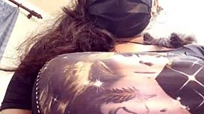 Indian Girl LIVE SEX Video!