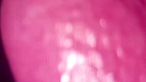 amatoriale di natale sborrata features a pretty babe with a huge hard cock in bedroom.