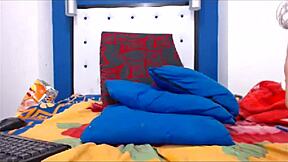 tranny beauty subtly strokes to intense completion