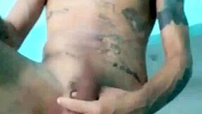 magrinho plays with his big toy in the living room