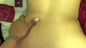 mi esposa latina se pone de perrito para sexo amateur