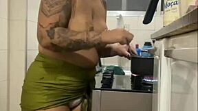 Exhibitionist Flashes Big Pussy for Husband