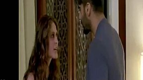kareena kapoor and arjun kapoor steamy kissing scenes in ki & ka
