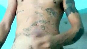 magrinho plays with his big toy in the living room