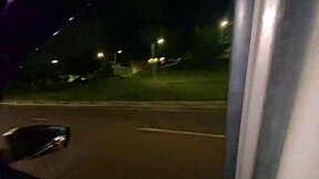 Απολαμβάνω το μεγάλο πούτσα του στη σφιχτή πούτσα μου από POV