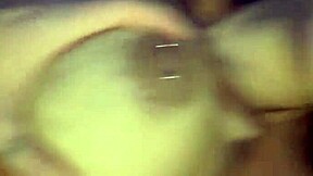 Brasileira gostosa dando cuzinho e gozando prolapso