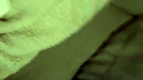 Brasileira gostosa dando cuzinho e gozando prolapso