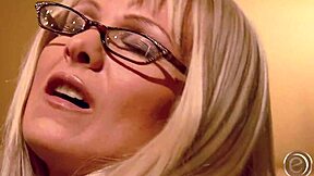 Winnie Shines as Top Secretary with Skilled Blowjob