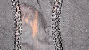 Finder stedsdotters smidt trusser i affaldet