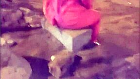 Acosando a Madura Venezolana Culona en Calles de Lima, Disfrazada de Novia de Stitch - Anal Parte 1