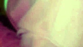 Acosando a Madura Venezolana Culona en Calles de Lima, Disfrazada de Novia de Stitch - Anal Parte 1