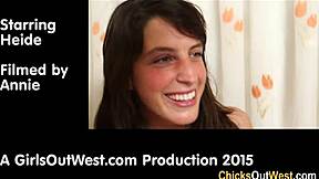 Aussie amateur brunette plays solo with toys backstage