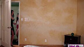 Sexy Teen 18+ Licked By Bff And Her Stepmom