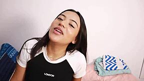 My Colombian Neighbor Receives Creampie in Her Pussy from POV First Time?