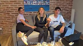 Invito Unas Amiguitas A Casa Para Compartir Con Mi Papá