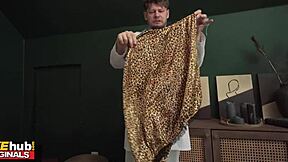 Luana Costa, the tgirl, contrasts satisfaction with intense machine assfucking