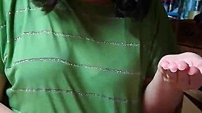 Quickie Blowjob Licks Cum From Hands