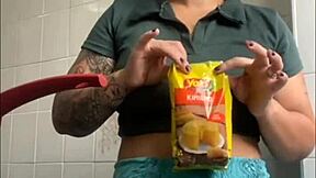 i love flashing my swollen big pussy to exhibitionists