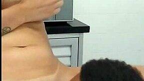 João gets blowjob from pernocas on balcony for neighbors