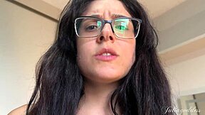 Gym queen rides you like her squat rack, oiled up and POV?