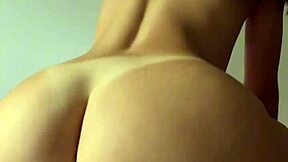 Skinny Girlfriend Rides in Cowgirl Until Quick Cumshot