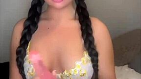 teen british exchange student does solo in college