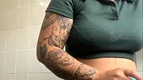 i love flashing my swollen big pussy to exhibitionists