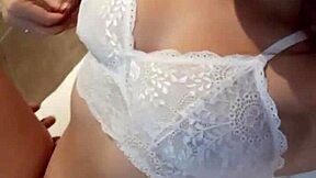 i surprise cum in his mouth while he sucks my pussy