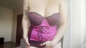 pussy lips and big natural tits bouncing