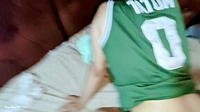 Kapitbahay Kung Tigang Gustong Magpa Gangbang Solid Dirty Talk