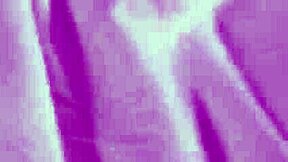 Siskosisko ottaa brutaalin pillun runkauksen velipuolen kovasta runkauksesta