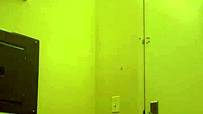 shaking ass with tattoos