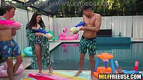 Geil mostohafiúk játékként használják mostohaanyjukat