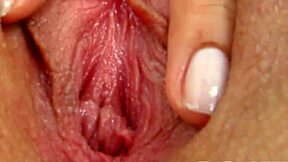 Give me pink wanda's oiled pussy and ass spreading