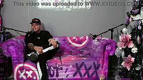 Is Colombian model Aleja Buitrago horny on podcast?