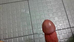 vietnamese gay shoots cum handsfree without touching