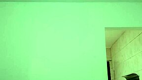 Gostosa Dançando Funk Putaria Bem Gostoso E Mostrando Seus Peitinhos Gostosos Para A Camera