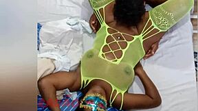 Latina enjoys oral pleasure in intimate moment