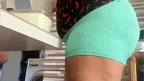 japonesa with giant pussy showing off her huge assets