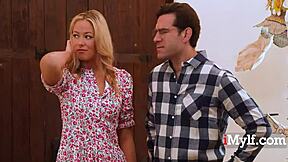 a sexy haunting beetlejuice parody