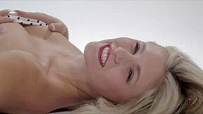 Blonde milf masturbated her shaved pussy