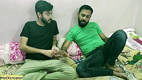 Threesome India hebat dengan Bhabhi dan gadis Tamil