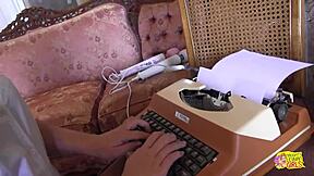 her skinny lesbian lover interrupted typewriting for steamy sex
