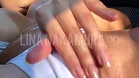 fodendo a bucetinha da japonesa gostosa no carro