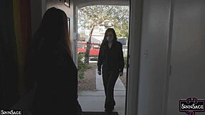 Brunette Sinn Sage drills Ariex XS's perfect pussy with dildo