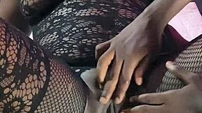 ebony squirter multiple orgasm with the sex machine in homemade fetish