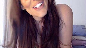 Amazing arabic goddess milf showcases her big ass in detailed scenes