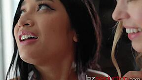 lesbian avery black licks teen jill kassidy hairy pussy